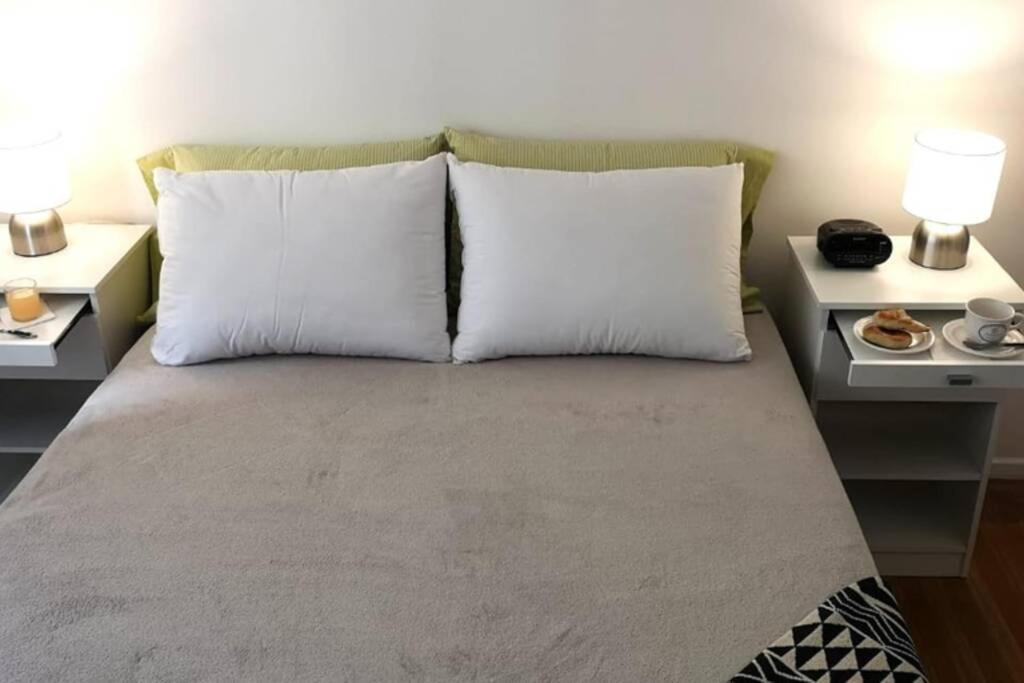 2 Ambientes En Almagro En Av Corrientes Para 2 Personas Apartman Buenos Aires Kültér fotó