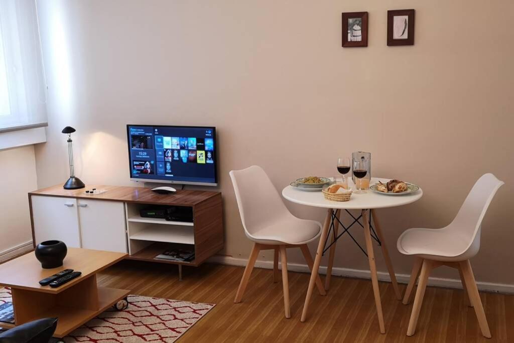 2 Ambientes En Almagro En Av Corrientes Para 2 Personas Apartman Buenos Aires Kültér fotó